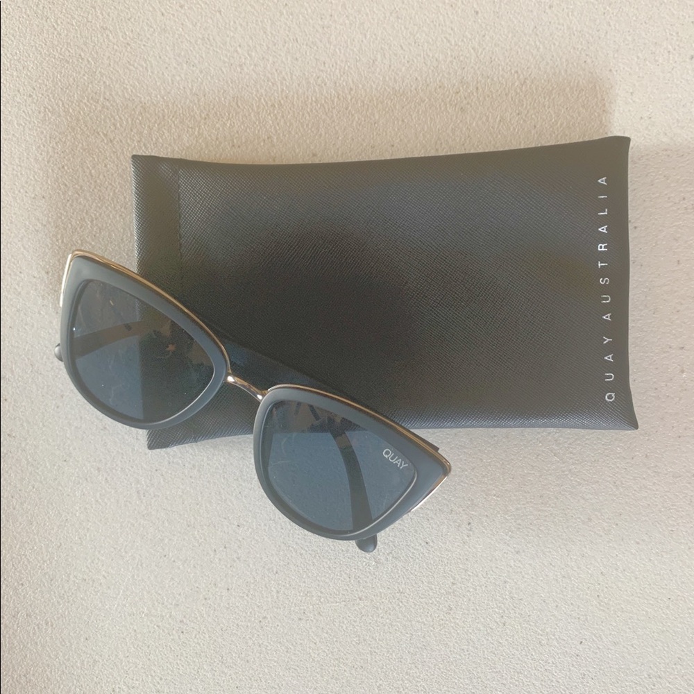 Never Worn. Quay Australia “My Girl” Sunglasses